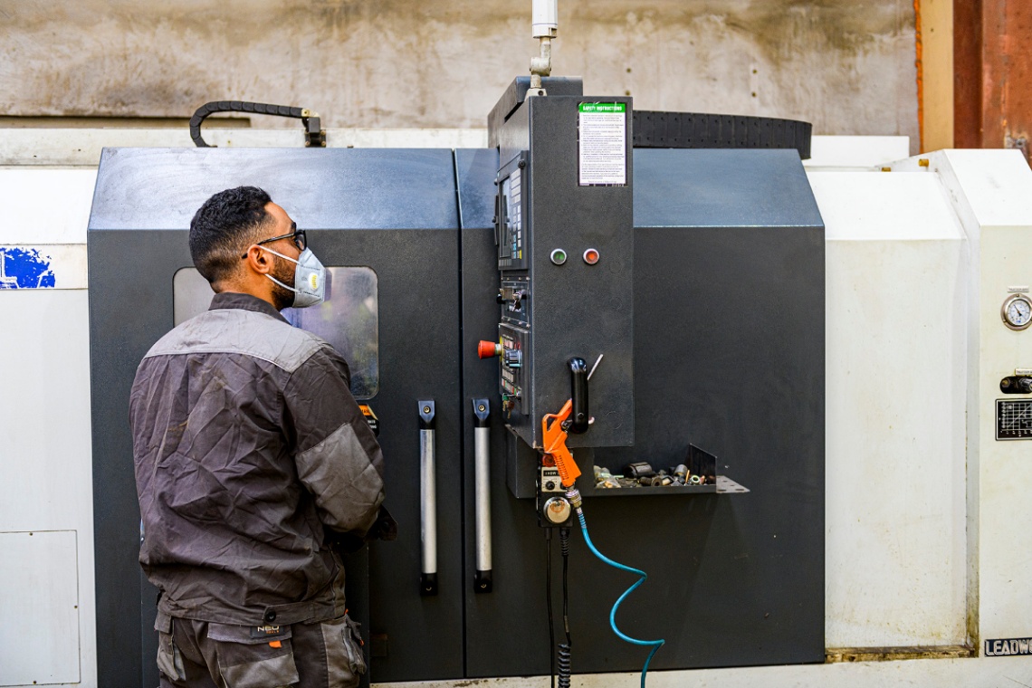 Machines de précision